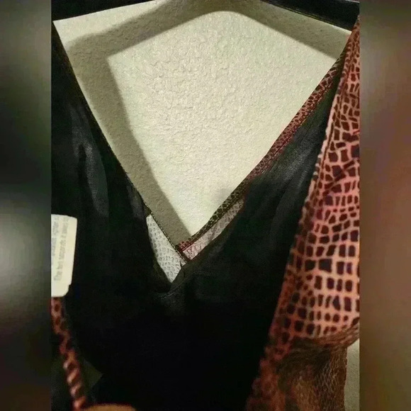 NWT MIRACLE SUIT ONE PIECE - Picture 5 of 7